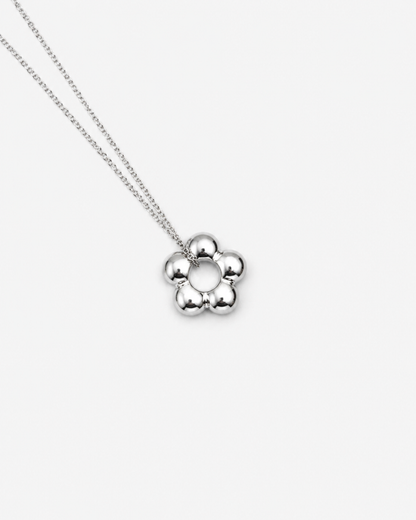 The Lili Necklace